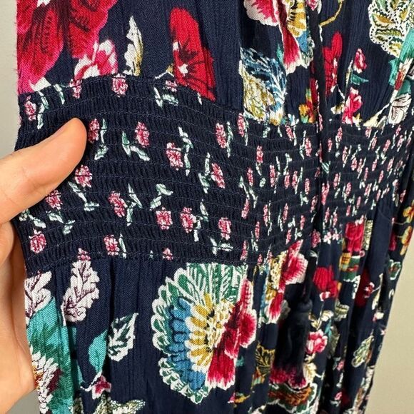 Bila boho floral asymmetrical hem Smocked waist sleeveless maxi dress - Picture 6 of 11